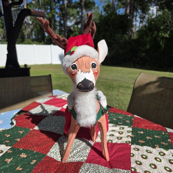18" Tall Annalee Posable Christmas Reindeer Santa‎ Hat Pockets Figure 2006 - Picture 2 of 10